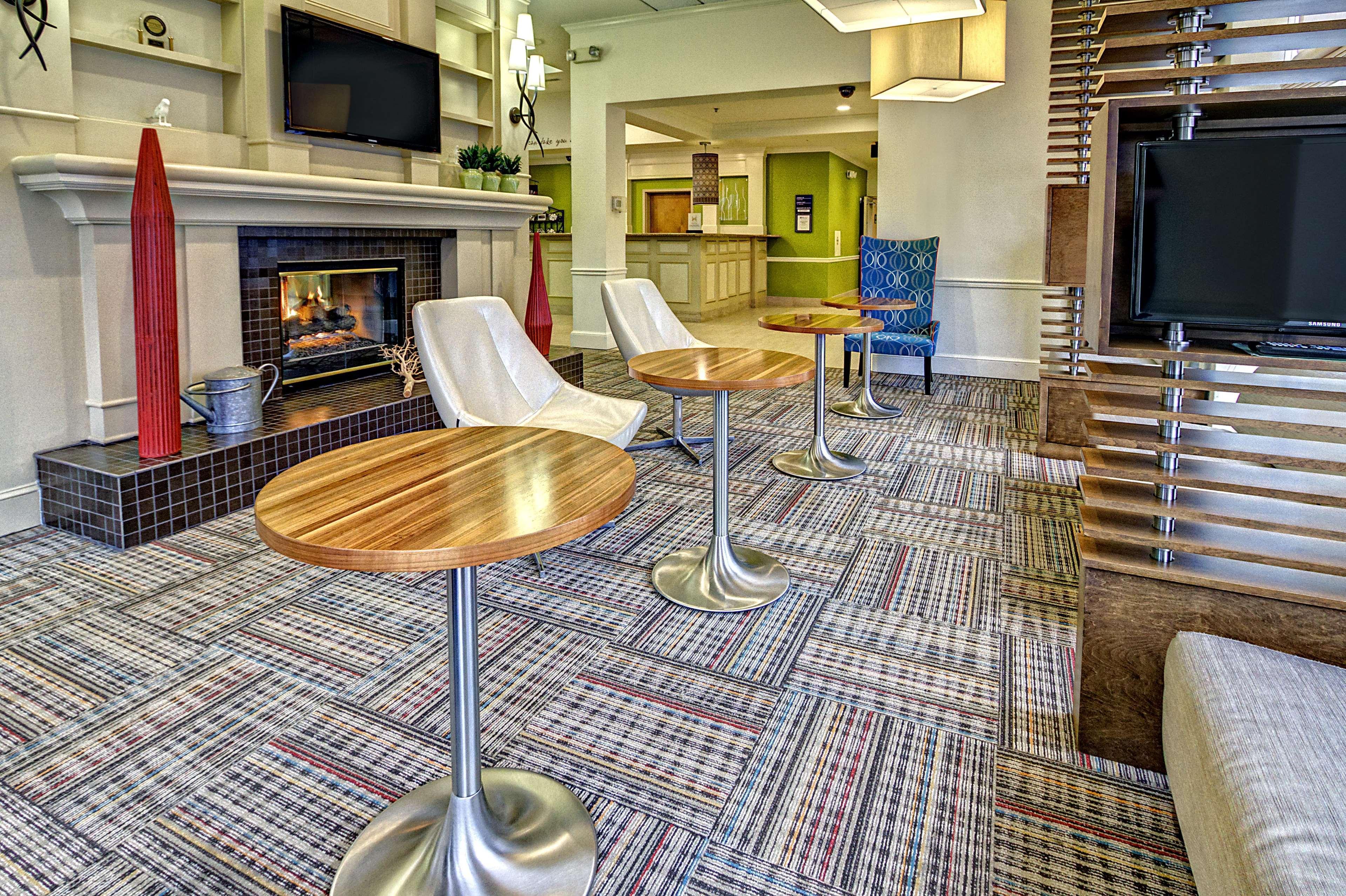 Hilton Garden Inn Nashville Airport Exterior foto